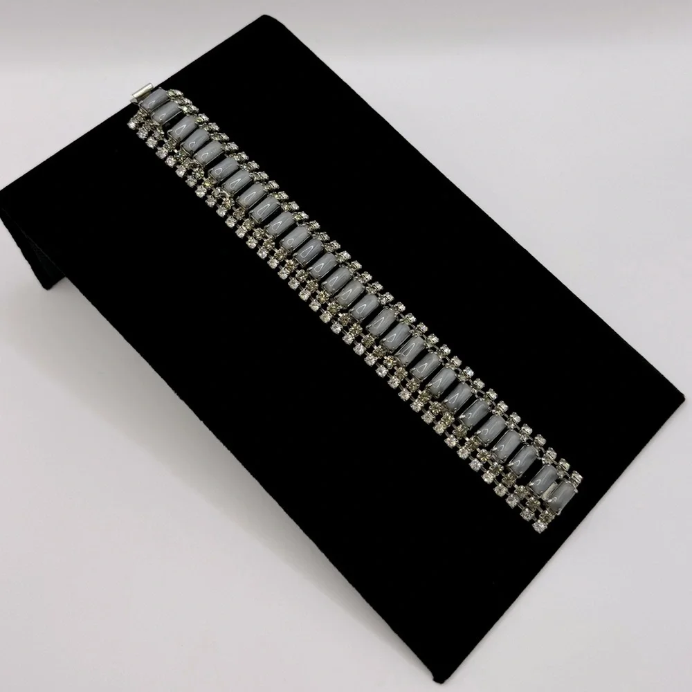 VINTAGE Glass & Crystal Statement Bracelet